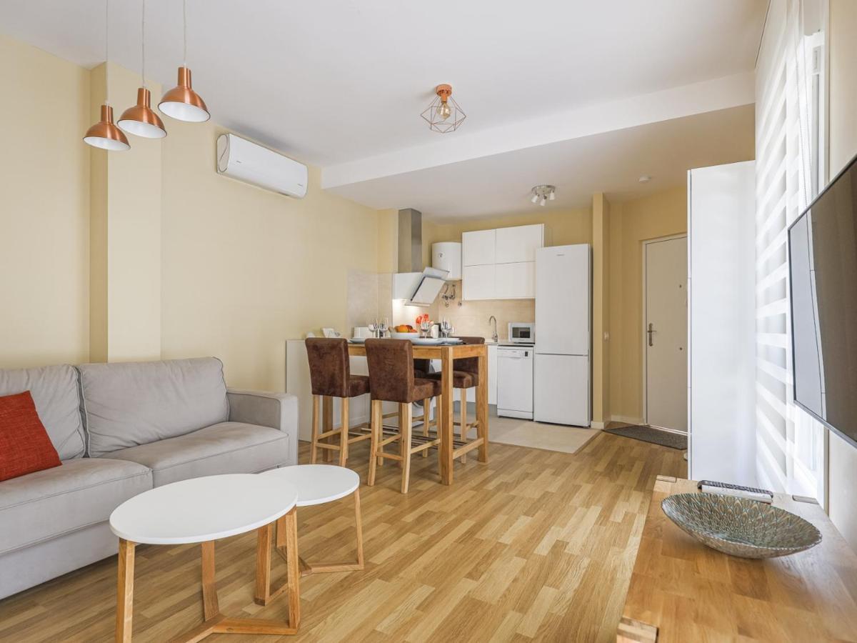 Apartamento 1 Habitacion Plaza San Julian Centro セビリア エクステリア 写真